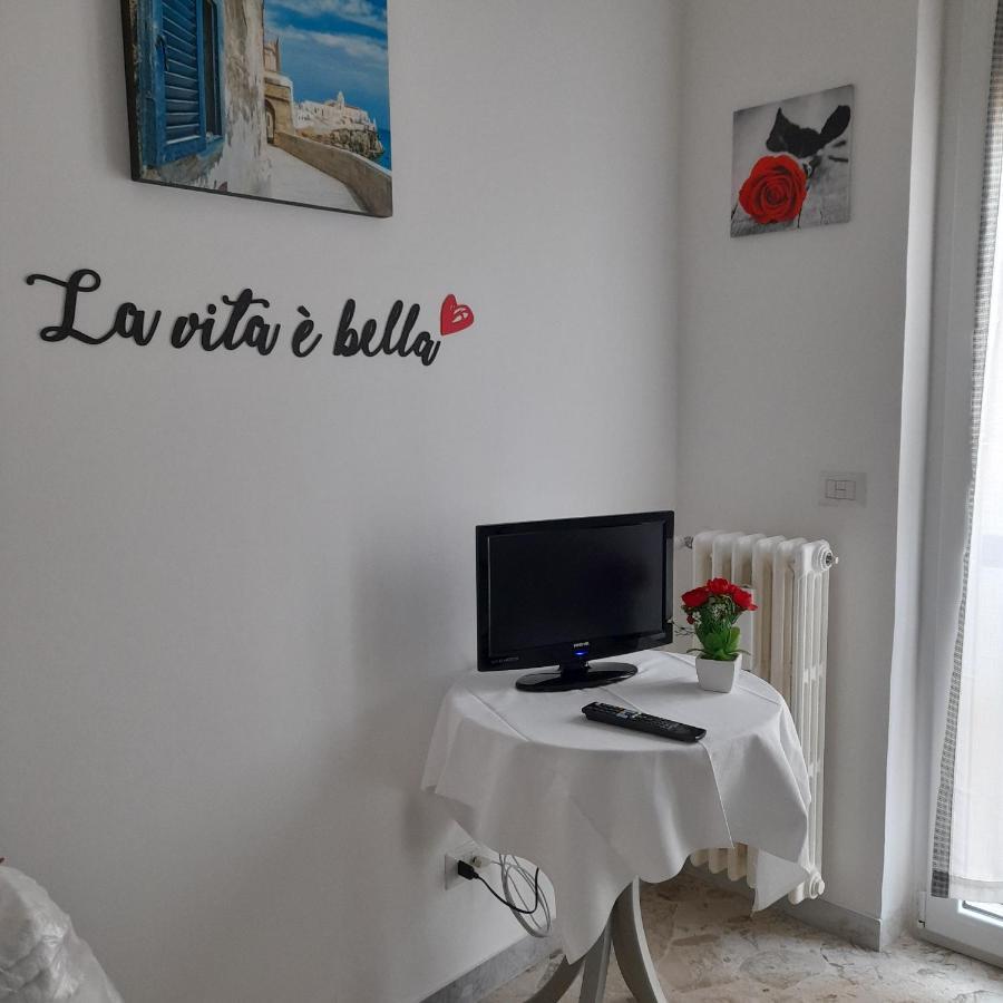 Sweet Night In Bari Apartment Bagian luar foto
