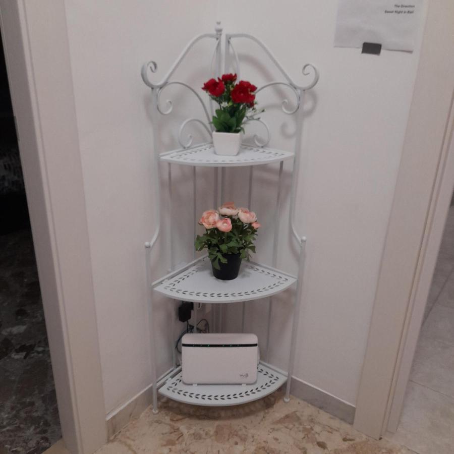 Sweet Night In Bari Apartment Bagian luar foto